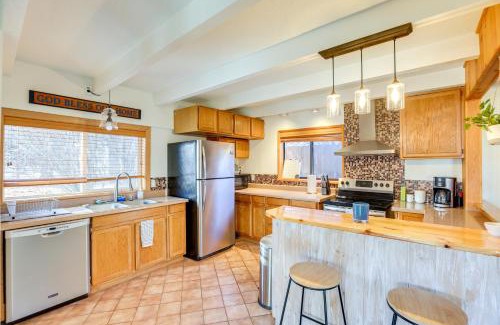 Deschutes River Woods House | Cozy Bend Escape with Fire Pit Near High Desert Museum