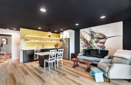 River Terrace Condo | Riverside Retreat: Top-Floor Condo with Balcony & Views