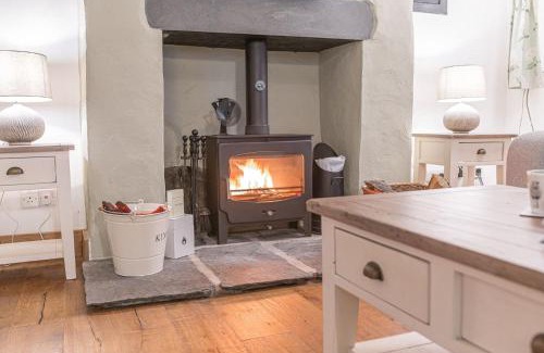 Coniston House | Pet-Friendly Retreat at Bend or Bump Coniston, 4-Star Gem