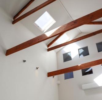 Bendigo Apartment | Discover Bendigo Townhouse - Walk to the CBD, Child-Friendly