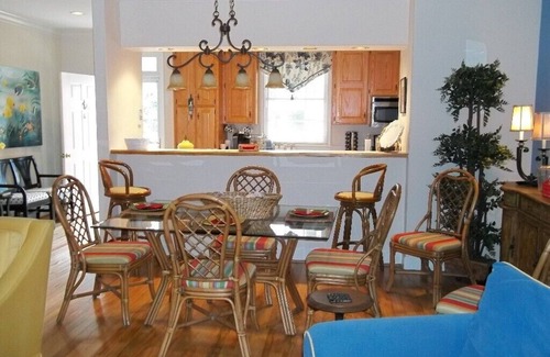 Murrells Inlet Cottage | Pet-Friendly Getaway at 'Beneath The Branches' Near Beaches