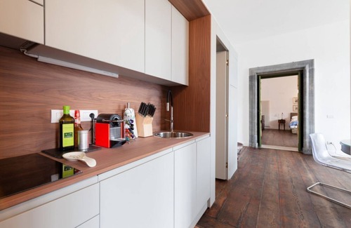 Naples City Centre Apartment | Stunning Benedetto Croce Apartment with Spectacular Views