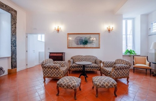 Naples City Centre Apartment | Stunning Benedetto Croce Apartment with Spectacular Views
