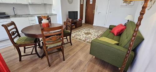 Sao Domingos de Benfica Apartment | Benfica Flat - Lisbonbreaks