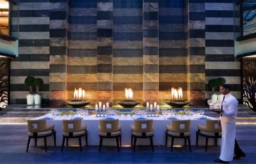 Whitefield Hotel | Elegant Bengaluru Marriott Hotel Whitefield with Pool & Spa