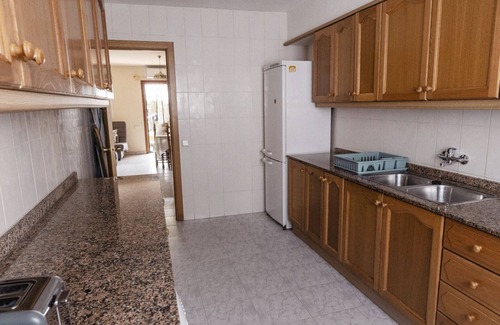 Benicassim Ski Chalet | Benicàssim Escape: Just Moments from the Beach & Spa