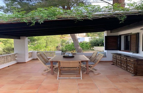 Altea la Vella House | Benidorm Skyline Pool Retreat