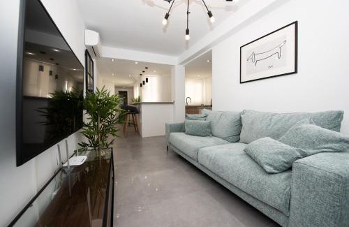 El Ejido Apartment | Elegant Oceanfront Stay at Benigno Premium Center