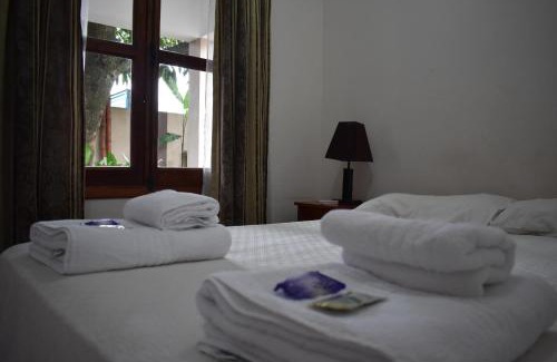 Calilegua Hotel | Pet-Friendly Retreat at Benitez Hostería with Hot Tub