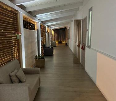 Sant'Arpino House | Exceptional Benjoi Camere: Family-Friendly Retreat Awaits