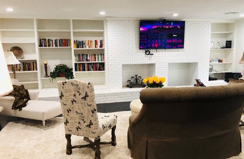 Marion House | Explore Bennett Suites in a Historic Small Town - Rated 9.8