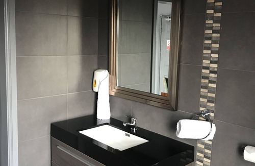 Long Eaton Hotel | Discover Bennetts Hotel: Rated 8.2 with Family-Friendly Amenities