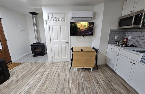 Lebanon Cabin | Experience Bennettscape Cabin Near Beautiful Bennett Spring