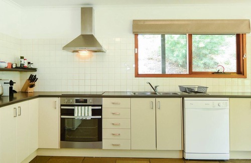 Flinders House | Family-Friendly Bennie's Brook with Oceanfront Views