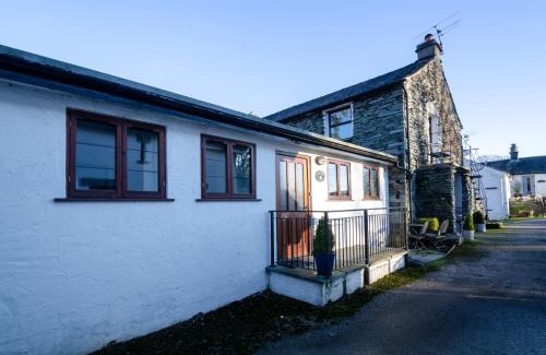 Elterwater House | Welcoming Bens Cottage: Family and Pet-Friendly Retreat