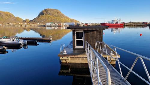 Værøy Apartment | Unforgettable Stays at Bensvik Brygge - 10/10 Guest Rated!
