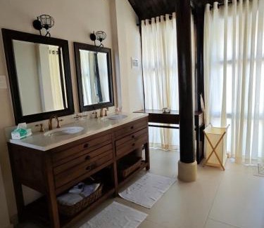 Ho Tram Ski Chalet | Bently farm retreat Mũi Né-Premium Bungalow-05