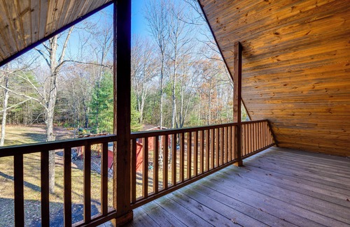 Benton Cottage | Serene Benton Home with Private Deck and Scenic Views