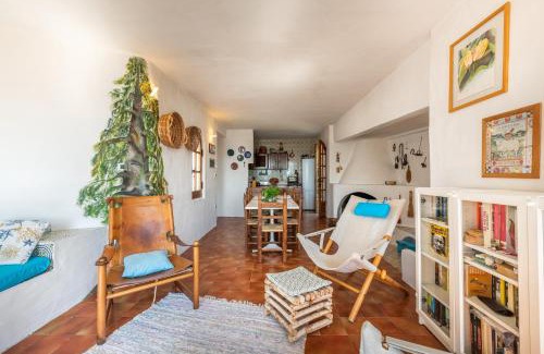 Villaggio Mandorli Villa | Family-Friendly Getaway at Bentuestu - Rated 7.5/10