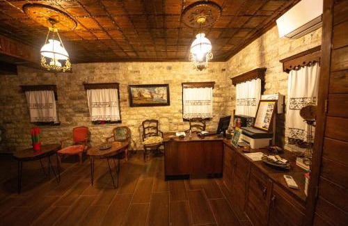 Berat Hotel | Experience Berati Castle Hotel: 4-Star Pet-Friendly Retreat
