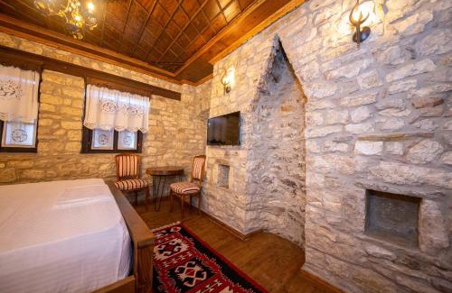 Berat Hotel | Experience Berati Castle Hotel: 4-Star Pet-Friendly Retreat