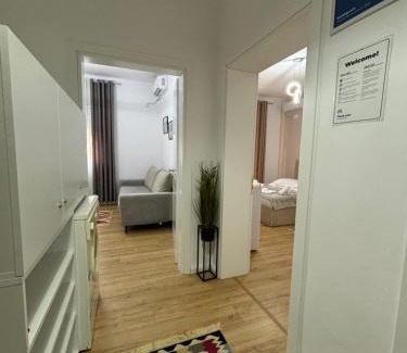 Berat Apartment | Family-Friendly Beratinus Apartment - Guest Rated 9.8/10