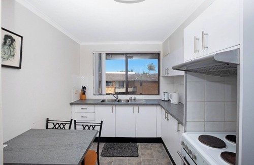 Port Macquarie Apartment | Cozy Berdella Park 11 at Flynn's Beach with Ocean Views