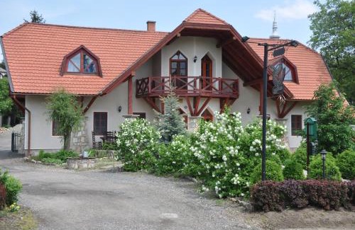 Matranovak House | Oceanfront Berek Fogadó: Family-Friendly & Scenic Views