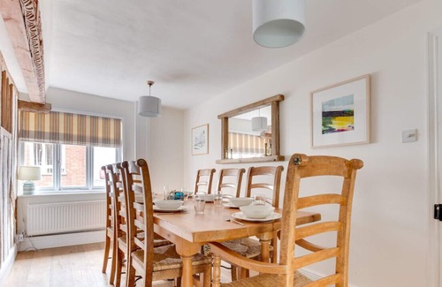 Martlesham Heath Apartment | Beresford House - Three Bedroom Apartment, Sleeps 7