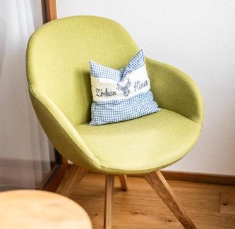 Faschina Apartment | Pet-Friendly Berg Aparts Faschina with 9.5/10 Ratings
