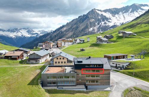 Faschina Apartment | Family-Friendly Getaway at Berg Aparts Faschina