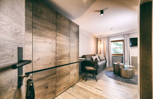 Grossarl Hotel | Discover Berg-Leben: 4-Star Retreat with Spa & Hot Tub