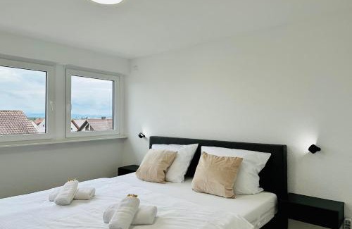 Ailingen Apartment | Experience Bergblick-Apartment: Oceanfront & Pet Friendly