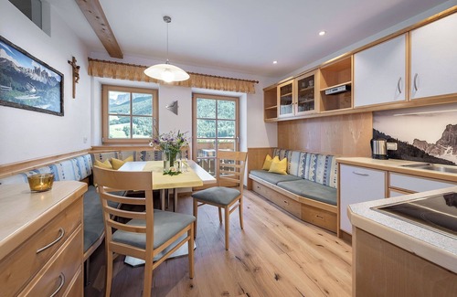 Funes Apartment | Experience Bergblick - Apartment Fichte with Stunning Views