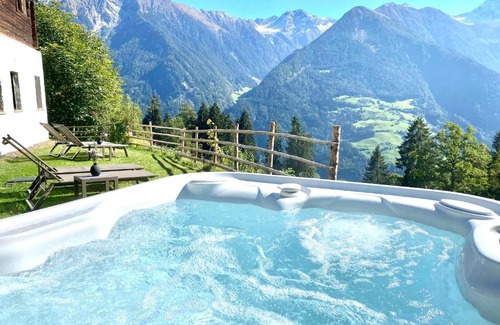 San Martino in Passiria Ski Chalet | Luxury Bergchalet Obertalerhof with Hot Tub & Pet Friendly
