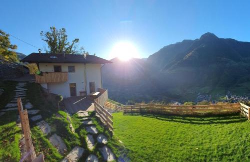 San Leonardo in Passiria Ski Chalet | Discover Bergchalet Prantach: 4-Star Family & Pet Friendly