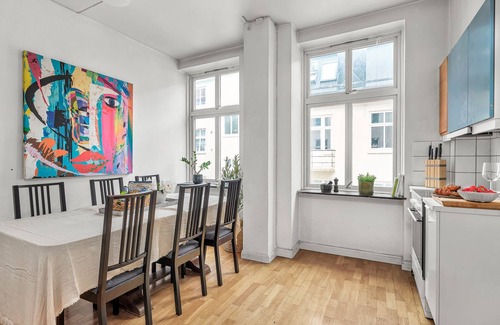 Bergen City Centre Apartment | Bergen's Cozy Retreat: Family-Friendly Getaway Awaits