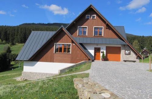 Pec pod Snezkou Apartment | Discover Berger Pec Privat: Pet-Friendly & Family Retreat