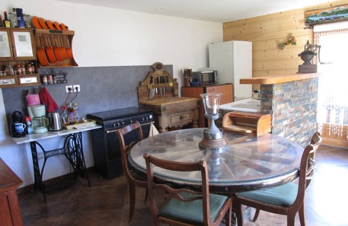 Reallon Ski Chalet | Breathtaking Bergerie Restored with Lake View & Spa