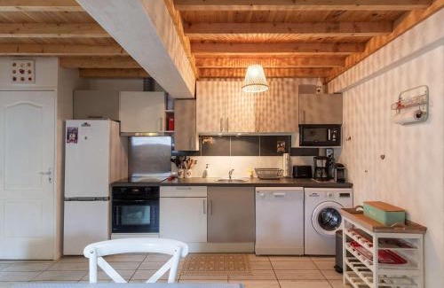 Sazos House | Inviting Bergerie Pyrénéenne: Ideal for Families & Ski Lovers