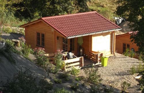 Bertignat Bed & Breakfast | Discover Bergeveaux: Oceanfront Stay with Pool & Breakfast