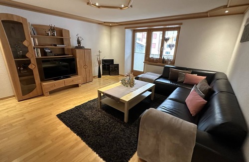 Saas Grund Apartment | Experience Bergfreude: Top-Rated Spa & Family-Friendly Stay