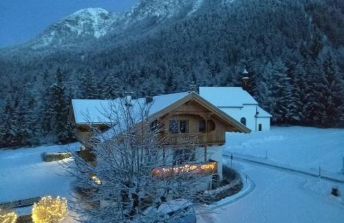 Scheffau am Wilden Kaiser House | Experience Oceanfront Bliss at Berggasthof Bärnstatt