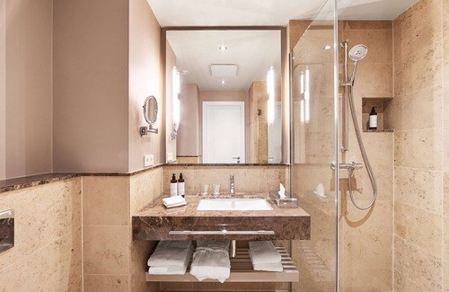 Altstadt Hotel | Cozy Berggasthof Königstuhl with Spa and Family Amenities