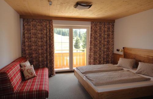 Wildschoenau Hotel | Oceanfront Retreat at Berggasthof Schatzbergalm, Rated 9.3