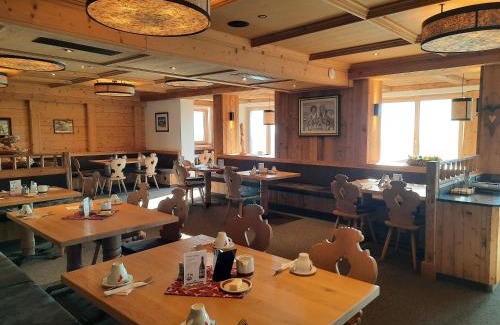 Wildschoenau Hotel | Oceanfront Retreat at Berggasthof Schatzbergalm, Rated 9.3
