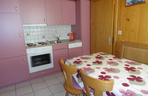 Saas Almagell Apartment | Experience Bergglück: Family-Friendly Getaway with Spa