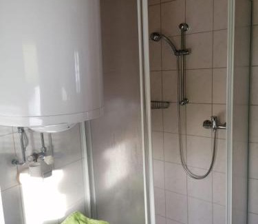 Aich Apartment | Cozy Berghütte Franz'l: Top-Rated Stay with Family Amenities