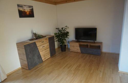 Nikolsdorf House | Family-Friendly Berghaus Alberta with Kitchen Amenities