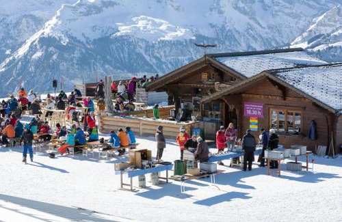 Goldswil Hotel | Guest Rated 9.2: Berghaus Männlichen with Family-Friendly Dining